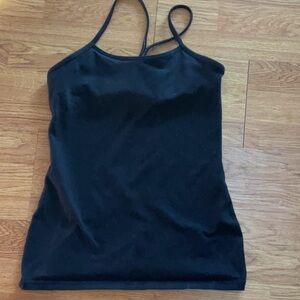 Lululemon black Aline tank with built in bra size 8